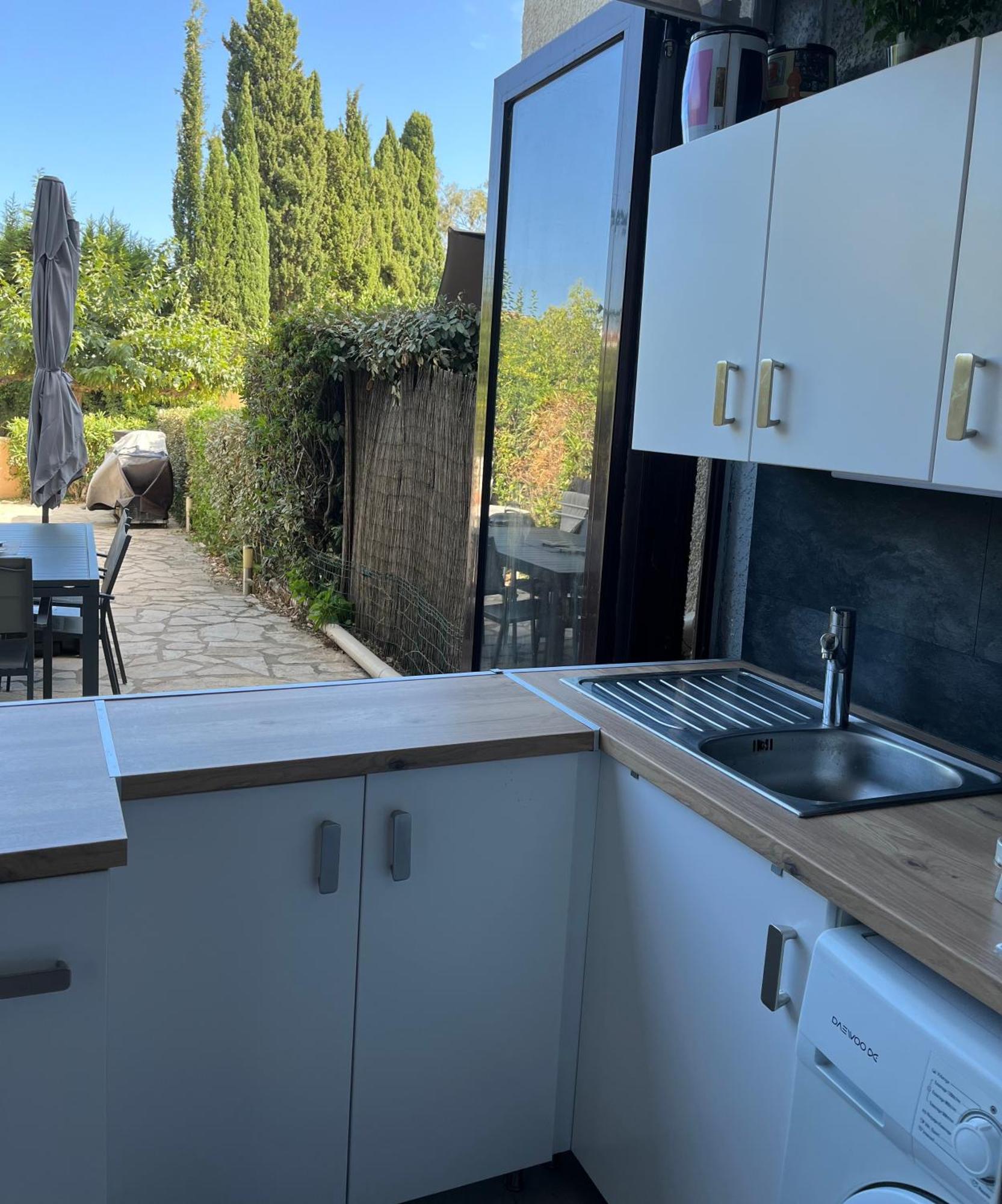 Calme Et Confort En Rez-De-Jardin La Londe-les-Maures Exterior foto